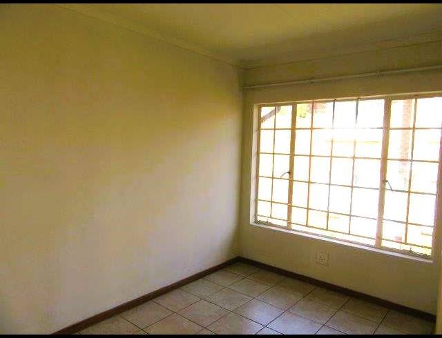 2 BEDROOM APARTMENT FOR SALE IN THE REEDS